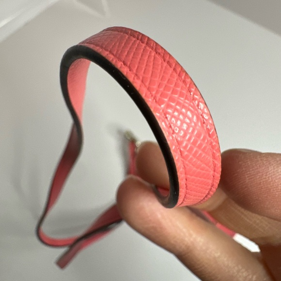 Kate Spade Staci Saffiano Leather Card Case ID Lanyard - Picture 4 of 11